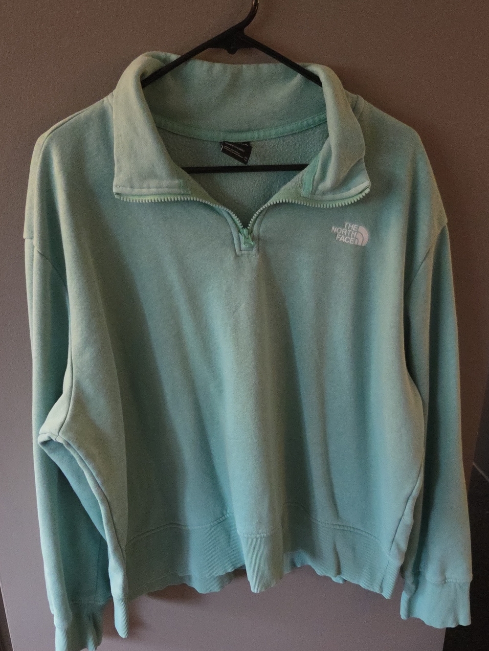The North Face Women's Mint Green Quarter-Zip Pullover